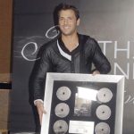 nikos-vertis-triti-platina.jpg