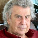mikis-theodorakis-2.jpg