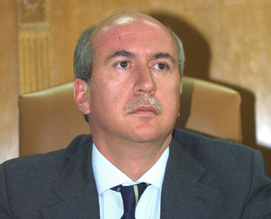 mouzakitis.jpg