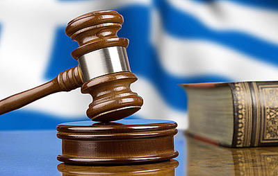 Η υποχρέωση αποφυγής ανταγωνισμού μπορεί να γίνει και αντικείμενο ρητού όρου (ρήτρας) της εργασιακής σχέσης, η οποία θεωρείται κατ’ αρχήν έγκυρη.