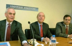 akis_hardoyvelis-simitis