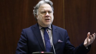 Μάζεψέ των υπουργό εξωτερικών  Γιώργο Κατρούγκαλο  Πρωθυπουργέ Αλέξη Τσίπρα