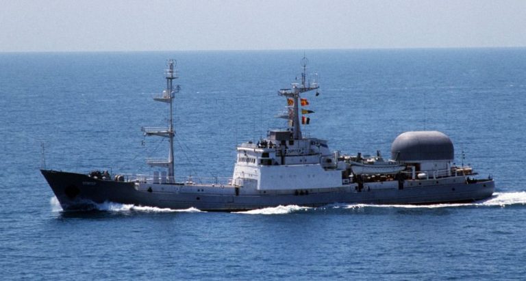 Βυθίστηκε ρωσικό κατασκοπευτικό πλοίο στη Μαύρη Θάλασσα μετά από σύγκρουση