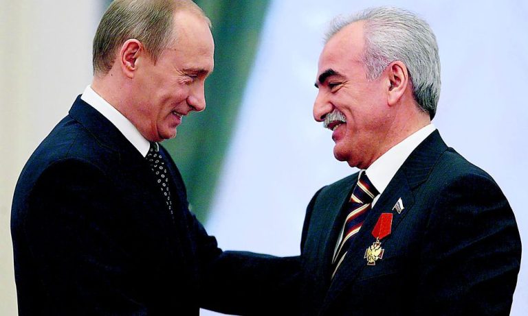 καπνοβιομηχανία ΣΕΚΑΠ του Ιβάν Σαββίδη.