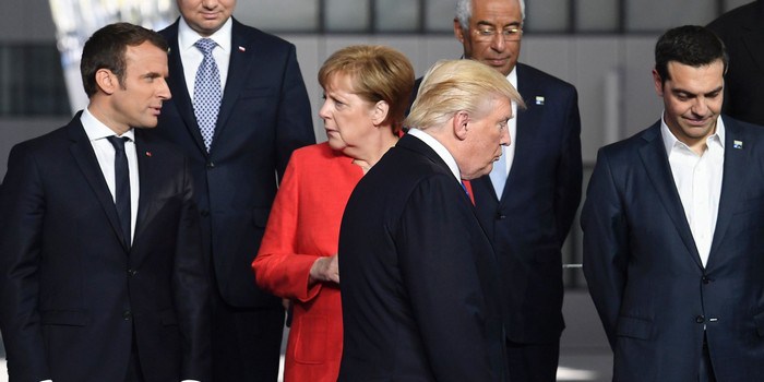 Τι δίνει ο Τσίπρας μεσω NATO για το χρέος