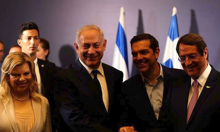 Τη σημασία της τριμερούς συνεργασίας στον τομέα της ενέργειας και των τηλεπικοινωνιών