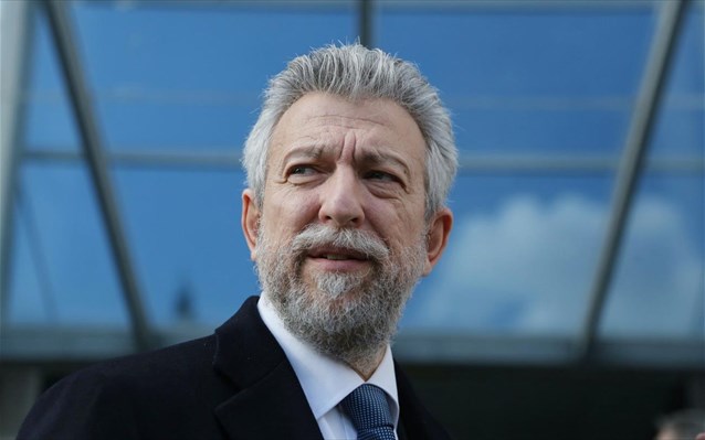 Δεν μεταβάλλεται ούτε ο χαρακτήρας των Συμβολαιογραφικών Συλλόγων ως Νομικών Προσώπων Δημοσίου Δικαίου