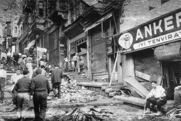 Γράφει ο Βασίλης Κυρατζόπουλος, Αθήνα  ELLINIKO FENOMENO.GR