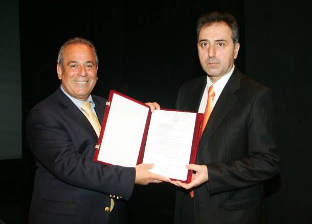 ποινή κάθειρξης 6 ετών καταδικάστηκαν από το Τριμελές Εφετείο Κακουργημάτων Θεσσαλονίκης o τέως δήμαρχος Καλαμαριάς Χριστόδουλος Οικονομίδης