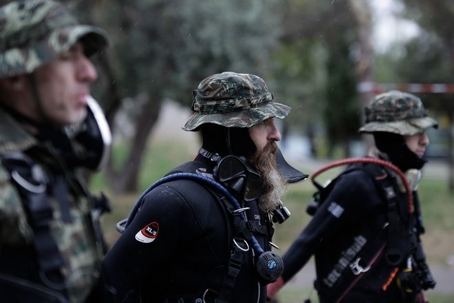 η καθιερωμένη στρατιωτική παρέλαση παρουσία του Πρόεδρου της Δημοκρατίας, Προκόπη Παυλόπουλου.