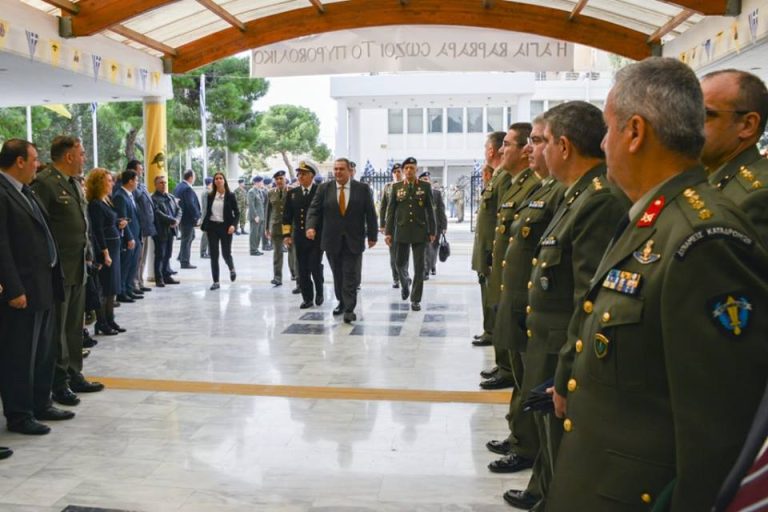 Χαιρετισμός ΥΕΘΑ Panos Kammenos στην εκδήλωση για την εορτή της Προστάτιδος του Πυροβολικού Αγίας Βαρβάρας στη Σχολή Πυροβολικού