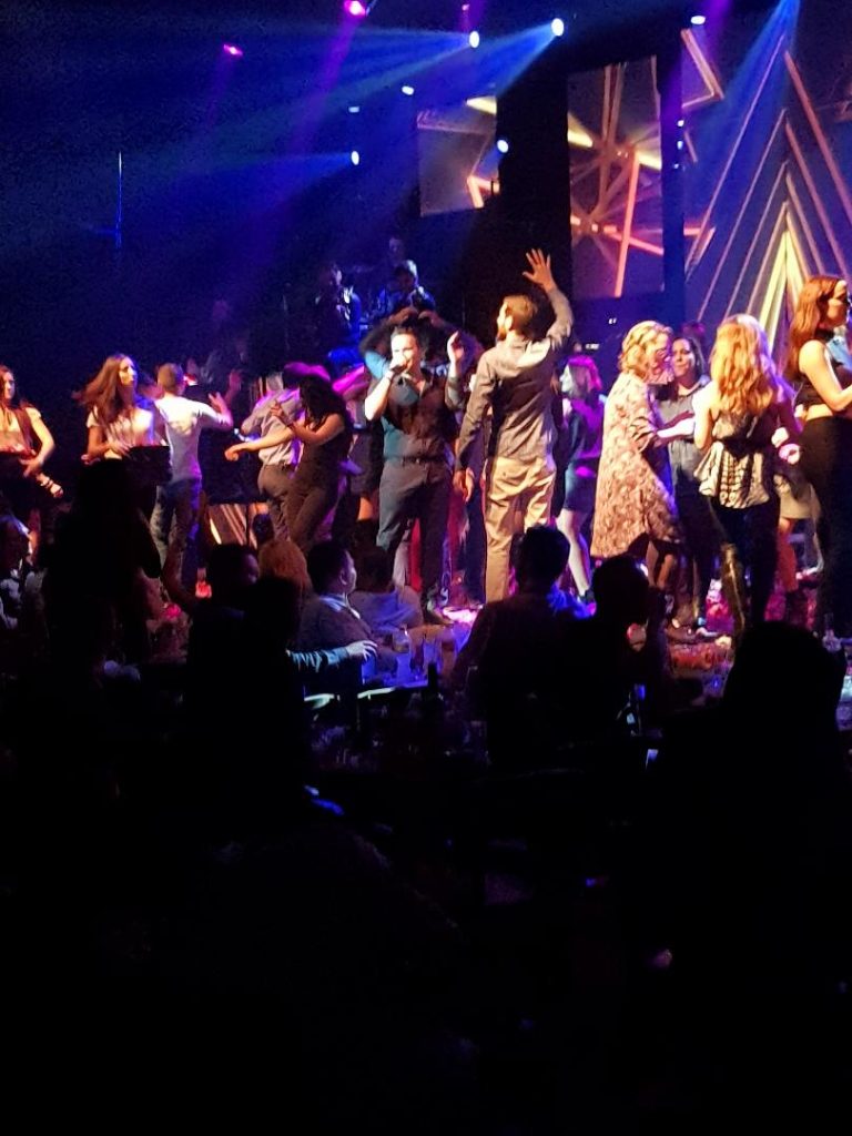 Σε  πέντε μήνες Κλείνει  Βασίλη  Μπατή στο  Voice Live Stage  ένα άθλος στα χρόνια της κρίσης