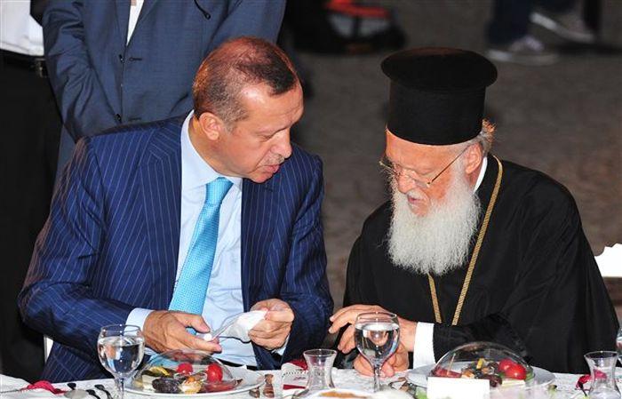 Ο Οικουμενικός Πατριάρχης Βαρθολομαίος στην αναστήλωση του μεντρεσέ και τζαμιά.