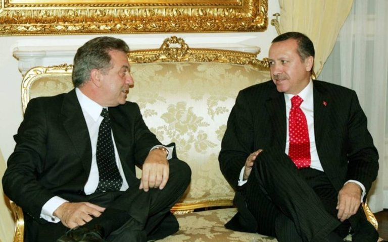 Ταγίπ Ερντογάν στην Άγκυρα, η συνάντηση του  Δημήτρης Αβραμόπουλος διήρκεσε πλέον των 2 ωρών