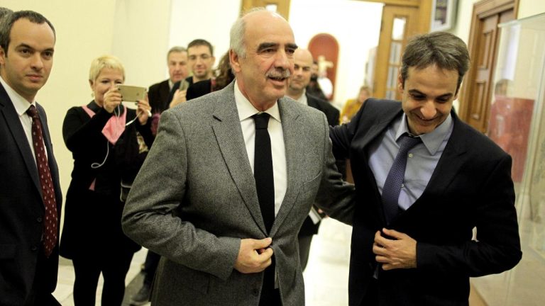 Εσωκομματικά πυρά σε Μεϊμαράκη, Ο καλός Θεός της Ελλάδας έστειλε τον Παπαμιμίκο να κάνει τις εσωκομματικές εκλογές στην Νέα Δημοκρατία