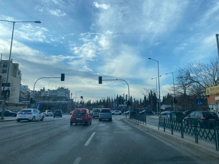 ΚΙΝΗΣΗ ΠΟΛΙΤΩΝ ΓΙΑ ΤΗΝ ΜΕΤΟΝΟΜΑΣΙΑ ΤΗΣ ΟΔΟΥ ΛΑΓΚΑΔΑ ΣΕ “Λ.ΜΙΚΗ ΘΕΟΔΩΡΑΚΗ”