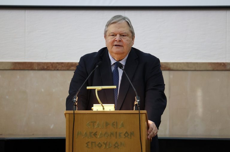Ομιλία Ευ. Βενιζέλου στην παρουσίαση του βιβλίου του Γ. Βαληνάκη στη Θεσσαλονίκη.